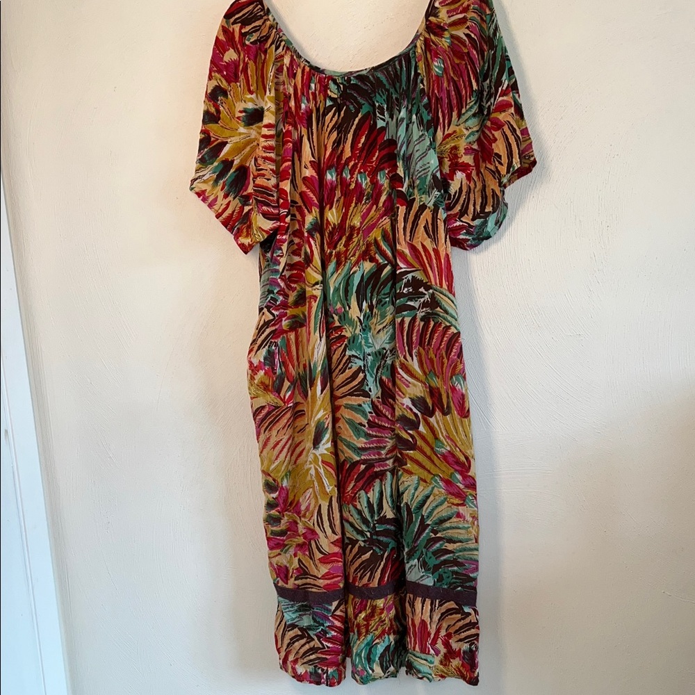 Loungees Tropical Print Maxi Dress with Pockets. - Picture 7 of 7